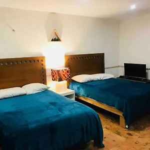 Comfortable And Cancún